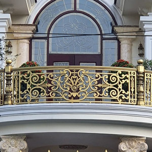 Transforme su espacio exterior con exquisitos estilos de barandillas de hierro forjado para balcones que prometen durabilidad y arte que perduran por la vida. - Product Image 4