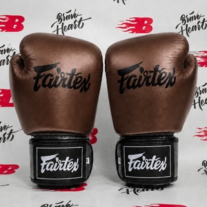 ถุงมือชกมวย Brown&Black Premium Fiartex อุปกรณ์ศิลปะการต่อสู้สำหรับผู้ใหญ่และเยาวชน ปิดด้วยสายรัด หนังพรีเมียม ขายดี ดีไซน์ Fairtex - Product Image 1