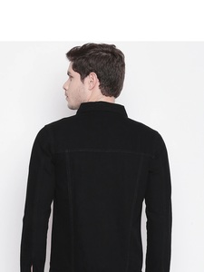 Veste en jean noire pour homme, col rabattu, fermeture boutonnée, coupe ajustée décontractée, pour l'automne, couleur unie, en coton et fibre de bambou tissée - Product Image 4
