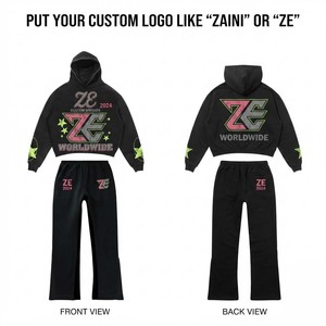 Ensemble de survêtement pour homme en molleton de coton premium 320 GSM, sweat à capuche noir et pantalon évasé, avec logo personnalisé imprimé et motifs étoiles, style streetwear - Product Image 1