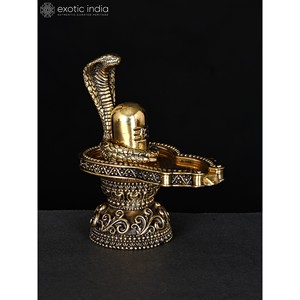 Escultura de Lingam Shiva superfino pequeña de 3 pulgadas con Sheshnag protector en latón para regalos y templos hechos en la India - Product Image 2