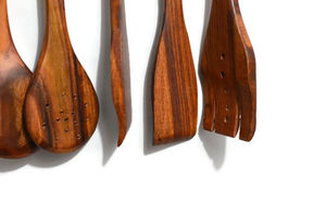 ช้อนไม้ด้ามยาวพรีเมียม ทำจากไม้เนื้อแข็ง สำหรับทำอาหาร ตักข้าว แกง น้ำซุป ใช้งานง่าย เป็นมิตรต่อสิ่งแวดล้อม - Product Image 5