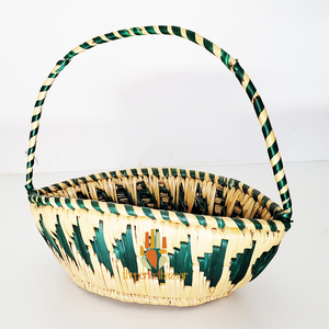 Traditional Boat-Shaped Seagrass <b>Basket</b> <b>with</b> <b>Handle</b> Eco-Friendly Mini Home Decor - Product Image 2