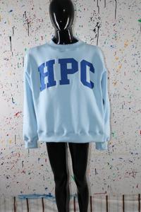 Sudadera HPC SKY BLUE con cuello alto, 100% azul marino, con apliques bordados, cuello ancho, hilos finos. - Product Image 3