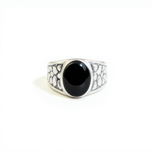 Bague signet en onyx noir 7,8 grammes, accessoire de bijouterie tendance - Product Image 2