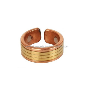 แหวนทองแดงสองสีระดับพรีเมียม • วงแหวนทองเหลืองปรับขนาดได้แบบหรูหรา - Product Image 1