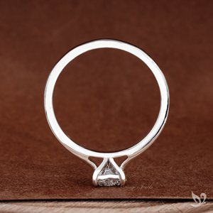 Anillo de Diamante de Laboratorio con Corte Corazón Pequeño de 0.50CT, Anillo de Compromiso Solitario Romántico y Delicado en Oro Blanco de 10k, Anillo de Promesa Minimalista - Product Image 2