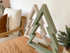 Décoration murale en forme de sapin de Noël en bois de style moderne faite à la main, écologique, taille personnalisable - Product Image 3