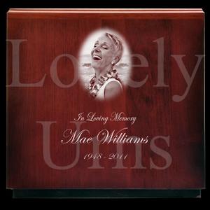 Urna funeraria vertical de madera ranurada con acabado cerezo para adultos, tamaño mediano, para guardar cenizas como recuerdo. - Product Image 4