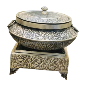 Plat de service en métal gaufré de haute qualité avec couvercle et support pour fête de mariage à la maison - Product Image 4