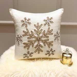 Housse de coussin brodée à la main abordable pour canapé, divan, lit et fauteuil d'appoint avec un travail décoratif artisanal élégant - Product Image 6