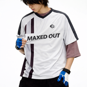 Vêtements de sport OEM pour hommes, acceptant les designs personnalisés, vêtements de football américain, vêtements de sport imprimés à manches courtes, séchage rapide, 100% polyester, vêtements de sport unisexes - Product Image 2