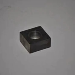 Placa de acero de alta resistencia para herramientas de montaje de tanques, soporte de fabricación prefabricada, pieza de alineación fuerte, ideal para operaciones de soldadura - Product Image 1