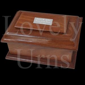 Urne funéraire en bois rainuré finition cerisier, horizontale, taille moyenne pour adulte, pour cendres commémoratives, vente en gros - Product Image 4