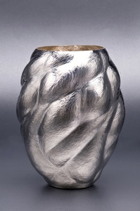 Florero de Aluminio Premium con Textura Elegante para Decoración de Bodas, Diseño de Eventos y Arreglos Florales de Lujo - Product Image 1