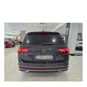 Volkswagen Tiguan 2.0 TDI Prestige 2023, 38,021 km, Diésel, Volante a la Izquierda, Asientos de Cuero, Cámara Trasera - Product Image 4