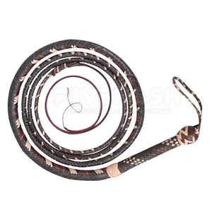 Látigo de cuero premium hecho a mano, cuero genuino duradero, mango resistente, diseño flexible, ideal para entrenamiento y actividades al aire libre. - Product Image 3