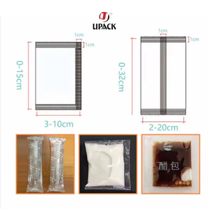 Machine de remplissage et d'emballage latéral de sachets liquides FFS 10ML 200ML pour la sauce soja, machine d'emballage liquide automatique haute précision - Product Image 4