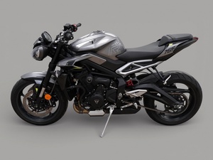 มอเตอร์ไซค์มือ<span class=keywords><strong>สอง</strong></span>ขายปี 2024 Triumph STREET TRIPLE 765 R - Product Image 2