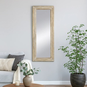 Espejo de Pared Decorativo Elegante para Decoración de Apartamentos, Reflejo Estrecho Contemporáneo con Estética Atemporal - Product Image 1