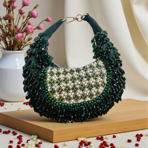 Sac à main de soirée demi-lune indien fait main, brodé de perles, style classique décontracté, ethnique, pour mariage et fête - Product Image 1