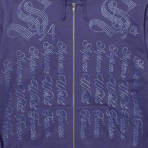 Sudadera con pedrería de alta gama con brillo brillante, tela cálida y cómoda, perfecta para amantes del streetwear y las tendencias de moda. - Product Image 5