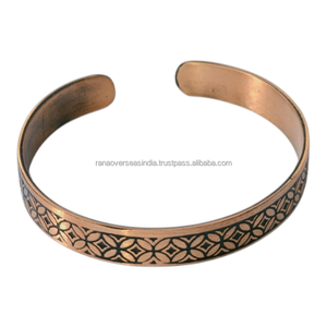 Bracelet de guérison en cuivre pur fait main, écologique, motif floral, manchette ouverte pour le confort des articulations et le port quotidien - Product Image 4