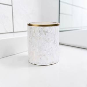 Juego de Accesorios de Baño de Lujo en Madreperla, Hecho a Mano, Decorativo, con Detalles en Dorado |   Decoración Premium para el Hogar y Hoteles - Product Image 2