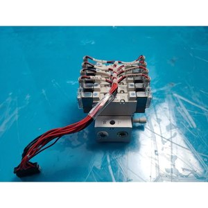 Válvula Solenoide de 5 Puertos SMC SYJ5243-5LZ-X80, Usada, Piezas de Equipos Semiconductores Legacy - Product Image 4