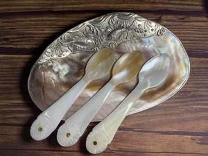 Cuillère artisanale en nacre naturelle, cuillère à caviar de luxe, vaisselle écologique, fournisseur en gros, usine du Vietnam - Product Image 1