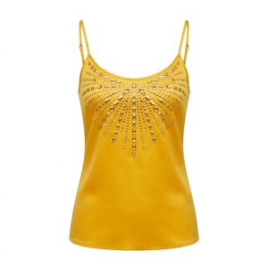 Camisole jaune en satin de soie à fines bretelles avec perles de strass et col rond pour femme - Product Image 1