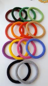 Conjunto de pulseras de cuerda de ganchillo con cuentas de cristal bohemias, joyería tubular multicolor para la muñeca, accesorio de uso diario para mujer - Product Image 5