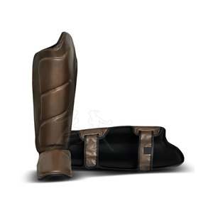 Protège-tibias de style nouveau avec intérieur confortable et coque extérieure robuste pour l'entraînement physique - Product Image 2