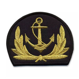 Badges brodés à la main sur mesure en gros avec tissu en toile et épingle de sûreté pour blazers et uniformes - Haute qualité à prix abordable - Product Image 1