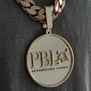 จี้เงินแท้ 925 ชุบทอง 18K ประดับโมอิสซาไนต์ ดีไซน์เรียบหรู สลักชื่อได้ตามต้องการ สร้อยคอแบบส่วนตัว สไตล์ฮิปฮอป สำหรับงานปาร์ตี้ - Product Image 1