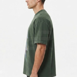 Camiseta Moderna con Estampado Reflectante para Hombre, Cuello Redondo, Algodón Suave, Diseño Reflectante, Ropa Casual Urbana, Ajuste Cómodo - Product Image 6