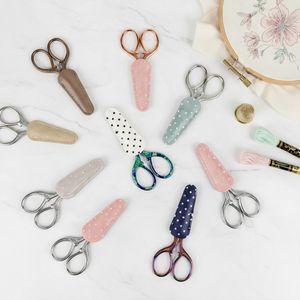 Tijeras personalizadas con nombre bordado, tijeras grabadas con nombre, tijeras de regalo para sastre, tijeras doradas, tijeras personalizadas para regalo. - Product Image 1