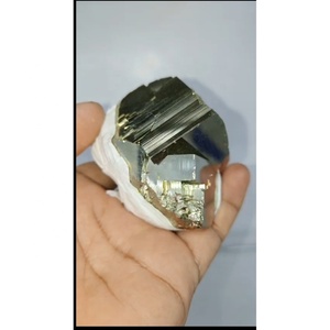 Venta al por mayor de gemas semipreciosas naturales: CUBOS de pirita dorada de Perú tallados, piedra en bruto ecológica para sanación y decoración del hogar Feng Shui - Product Image 4