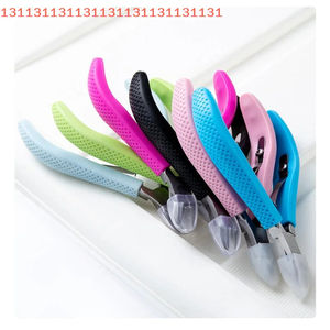 Coupe-ongles avec poignée en silicone, ciseaux à cuticules, pince à cuticules pour manucure, coupe-peaux mortes en acier inoxydable - Product Image 2