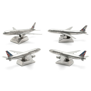 ของที่ระลึก ของขวัญ ที่ทับกระดาษแบบกำหนดเอง รูปปั้นโลหะ 3 มิติขนาดเล็ก รูปเครื่องบินสายการบิน สำหรับวางบนโต๊ะ - Product Image 3