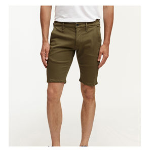 Shorts en jean pour homme vert olive 100 % coton, taille basse, coupe droite, déchirés, effet usé, décontractés, été, séchage rapide, respirants - Product Image 1