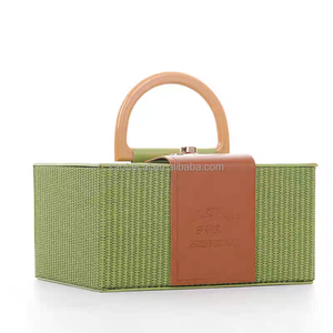Petites boîtes cadeaux en carton ondulé rigide épaissi et recyclable, personnalisables avec logo, emballage d'expédition coloré avec doublure en mousse - Product Image 5
