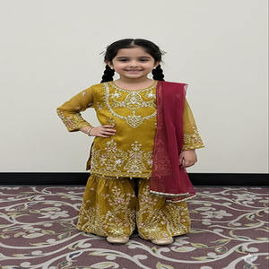 Robe Garara fantaisie prête à porter pour enfants (filles) de haute qualité, robe en coton prête à porter de qualité export, robe pakistanaise respirante pour enfants - Product Image 1