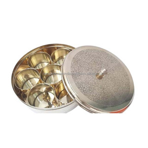 Nhỏ truyền thống handmade Brass thân thiện với môi máy rửa chén an toàn Ấn Độ gia vị <span class=keywords><strong>Masala</strong></span> <span class=keywords><strong>container</strong></span> Box <span class=keywords><strong>Set</strong></span> cho nhà bếp Rana ở nước ngoài - Product Image 5
