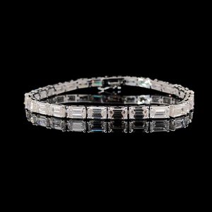 Bracelet tennis en or blanc 14 carats, tendance et élégant, avec diamants de laboratoire taille émeraude, clarté VVS2, couleur F, idéal pour les mariages et les soirées. - Product Image 2