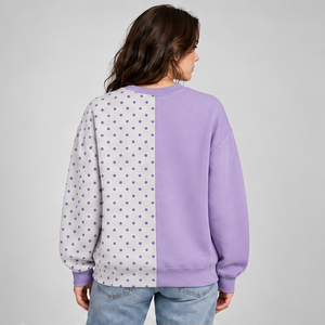 Sweat-shirt ras du cou à pois bicolore lavande et gris clair pour femme, à manches longues et poignets côtelés, vente en gros - Product Image 2