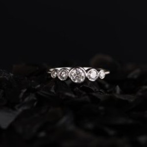 Anillo de eternidad chapado en oro macizo, con incrustaciones de circonitas redondas y marquise, anillo de aniversario de boda para mujer, joya fina - Product Image 2