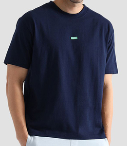 Camiseta de Algodón Lisa para Hombre, Transpirable, Corte Regular, Cuello Redondo, Manga Corta, Estilo Casual para Usar en la Calle, OEM ODM - Product Image 1