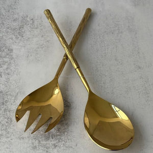 เซิร์ฟเวอร์สลัดทองเหลืองขัดเงาสวยงามเหมาะสำหรับเพิ่มความหรูหราให้กับการตกแต่งโต๊ะอาหารของคุณ - Product Image 1