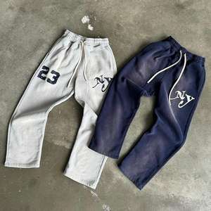 กางเกงวอร์มผู้ชายผ้าฝ้ายซันเฟดเอซิดวอชแฟชั่น พิมพ์ลายสกรีนส่วนตัว เนื้อผ้านุ่มระบายอากาศได้ดี สไตล์สตรีทแวร์ - Product Image 1